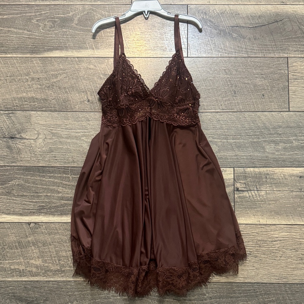 Elegant Lace Trim Brown Chemise
